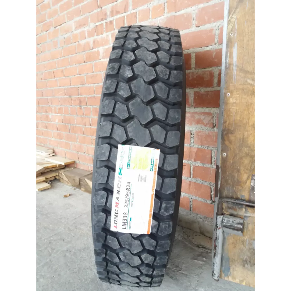 Грузовая шина 325/95 R24 Long March LM-338 22PR в Трехгорном