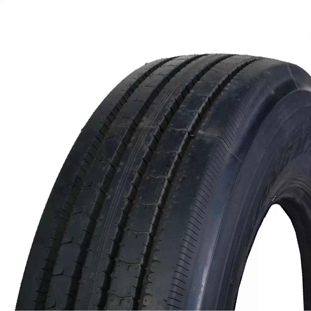 Грузовая шина 295/80 R22,5 Long March LM-216 18PR в Трехгорном