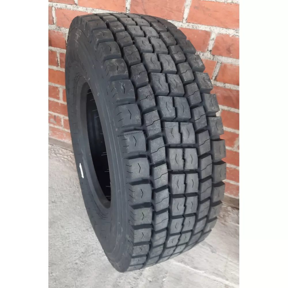 Грузовая шина 305/70 R19,5 Long March LM-329 18PR в Трехгорном